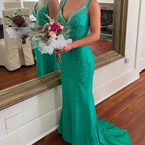 Stunning Johnathan Kayne Original Size 0